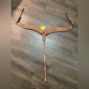 Horse Tack - NEW Showman Western Breastcollar